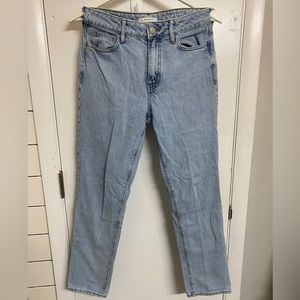 PacSun Lightwash Mom Jeans